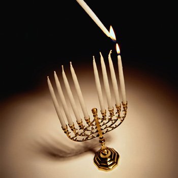 Post image for Boldog Hanukát kíván a Szim Salom!